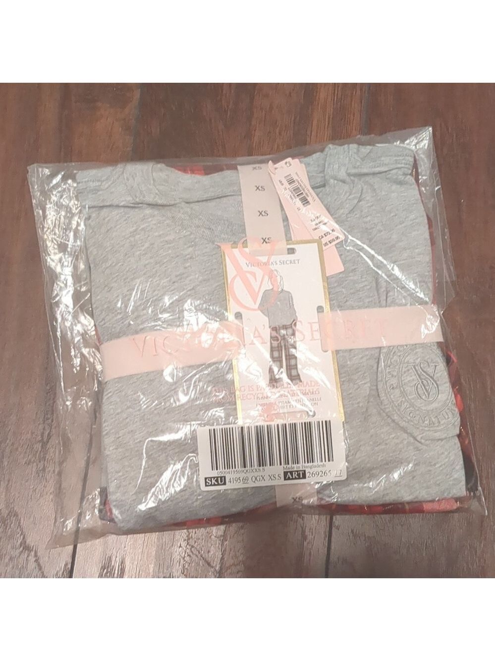 New Victoria secret Flannel Long-Sleeve Tee-Jama Set - Picture 4 of 5